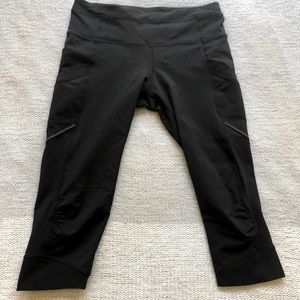 Lululemon Capris •size 6